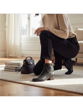 Franco Sarto Jessica Classic Retro Leather Block Heel Boots Booties 8.5 M BLACK